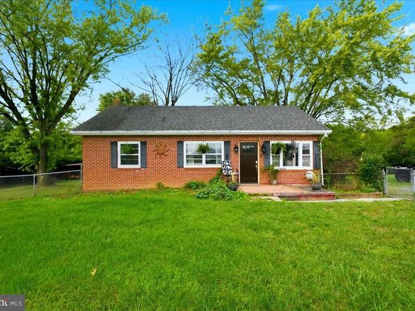 1810 CHAPEL ROAD, MIDDLETOWN, VA 22645