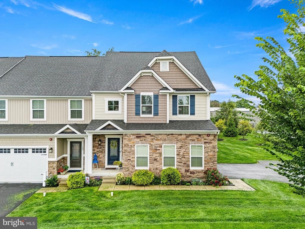718 CASCADE WAY, KENNETT SQUARE, PA 19348