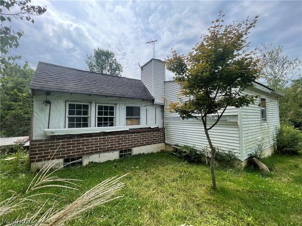 5012 S Ridge Road, Geneva, OH 44041