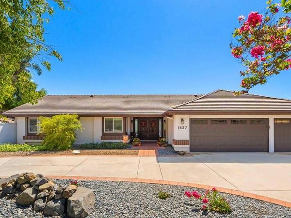 1537 Winsome, Escondido, CA 92029