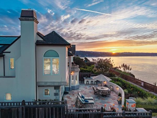 304 Grand Avenue, Capitola, CA 95010