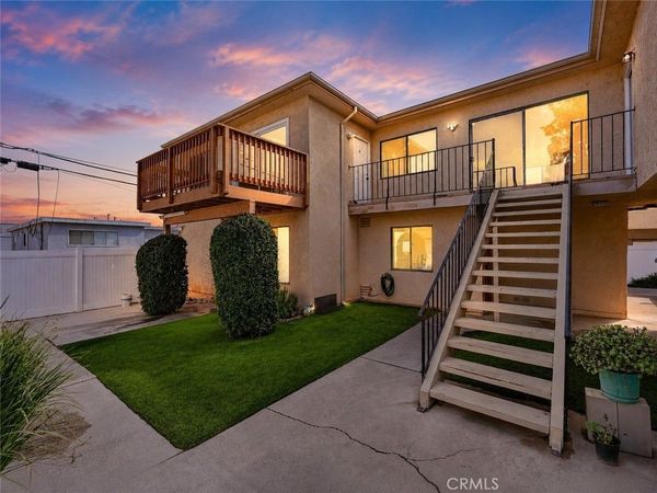 7751 Newman, Unit 4, Huntington Beach, CA 92647