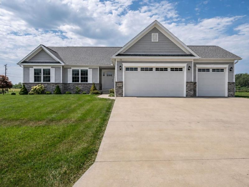2648 S Amherst, Port Clinton, OH 43452 Photo 2