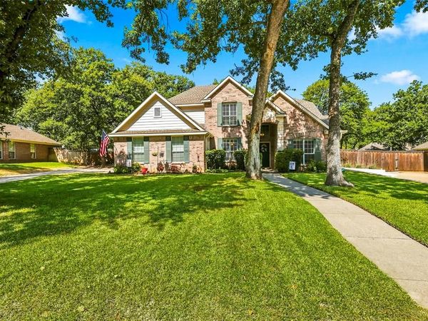 1565 Flying Jib Drive , Azle, TX 76020