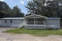 105-107 Duck Pond Road  photo 4