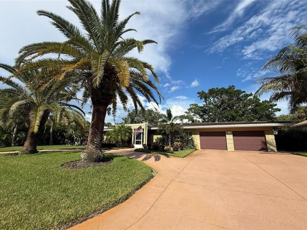 5541 CAPE AQUA DRIVE , SARASOTA, FL 34242