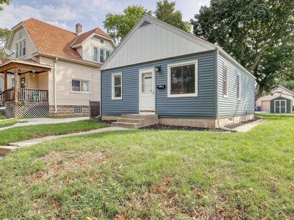 1120 S 86th STREET, West Allis, WI 53214