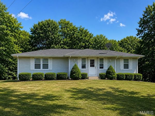 1468 Us Route 40, Smithboro, IL 62284
