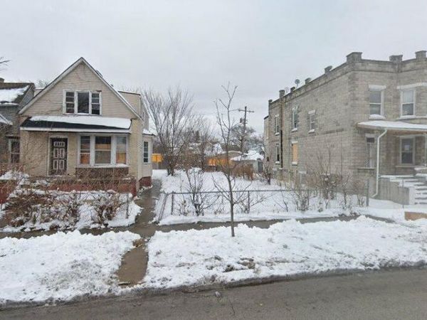 136 W 107th Street , Chicago, IL 60628
