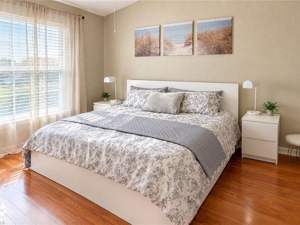 4620 Saint Croix LN , Unit 935, NAPLES, FL 34109