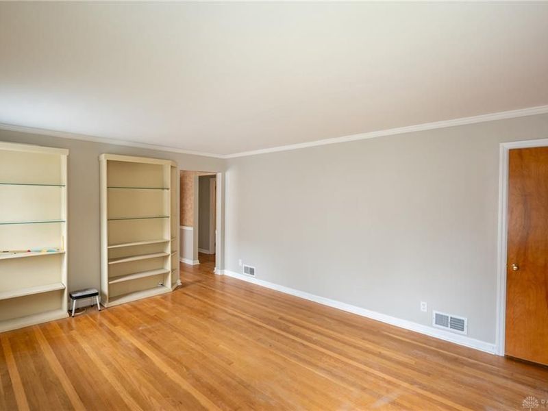 525 Shroyer Road, Dayton, OH 45419 Photo 4
