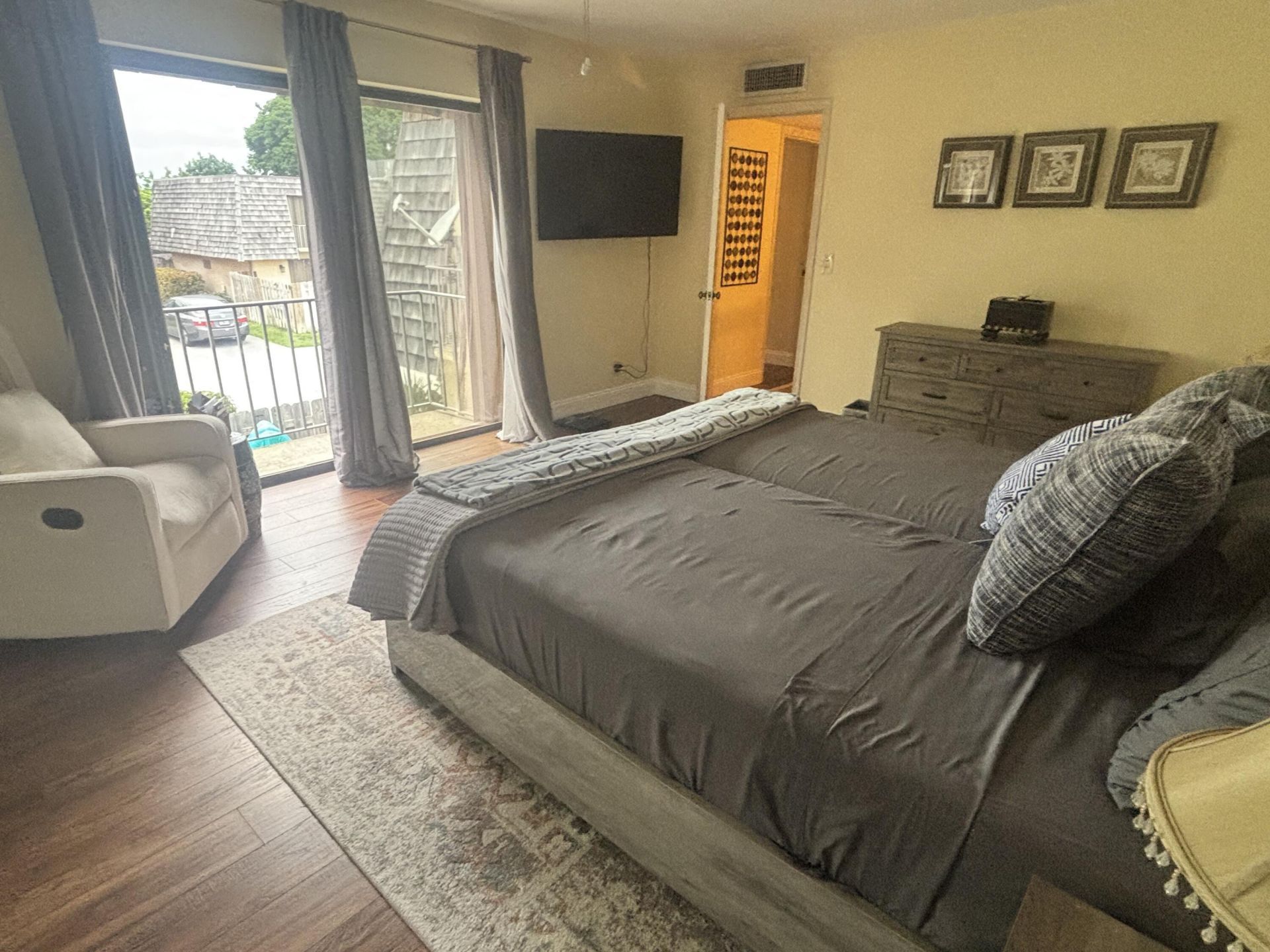 113 W Lake Arbor Drive, Palm Springs, FL 33461 Photo