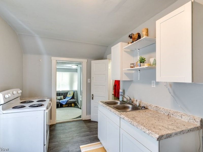 382 E 152nd Street, Cleveland, OH 44110 Photo 10
