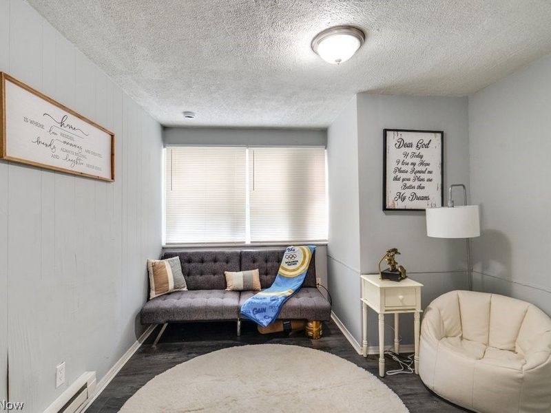 382 E 152nd Street, Cleveland, OH 44110 Photo 3