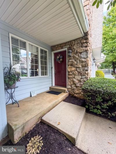 320 SHETLAND DRIVE , EXTON, PA 19341