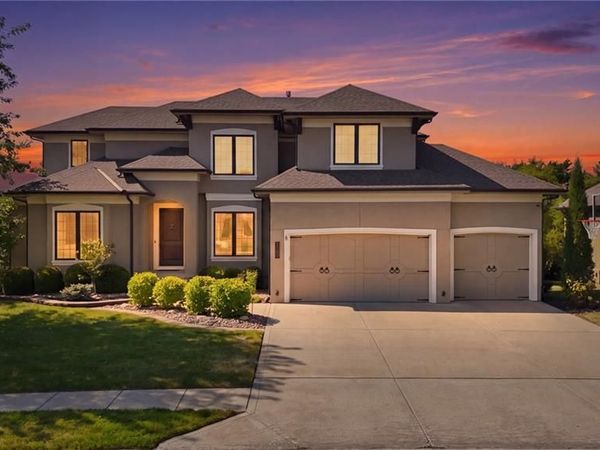 1124 Metfield Lane, Raymore, MO 64083