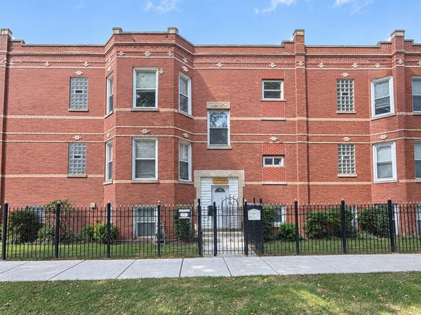 3902 W Belden Avenue , Unit 2, Chicago, IL 60647