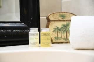 19201 Collins Ave , Unit 117, Sunny Isles Beach, FL 33160 Photo