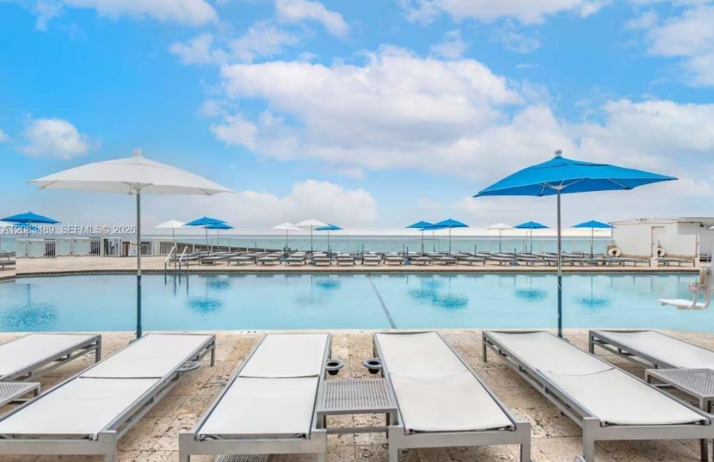 19201 Collins Ave , Unit 117, Sunny Isles Beach, FL 33160 Photo
