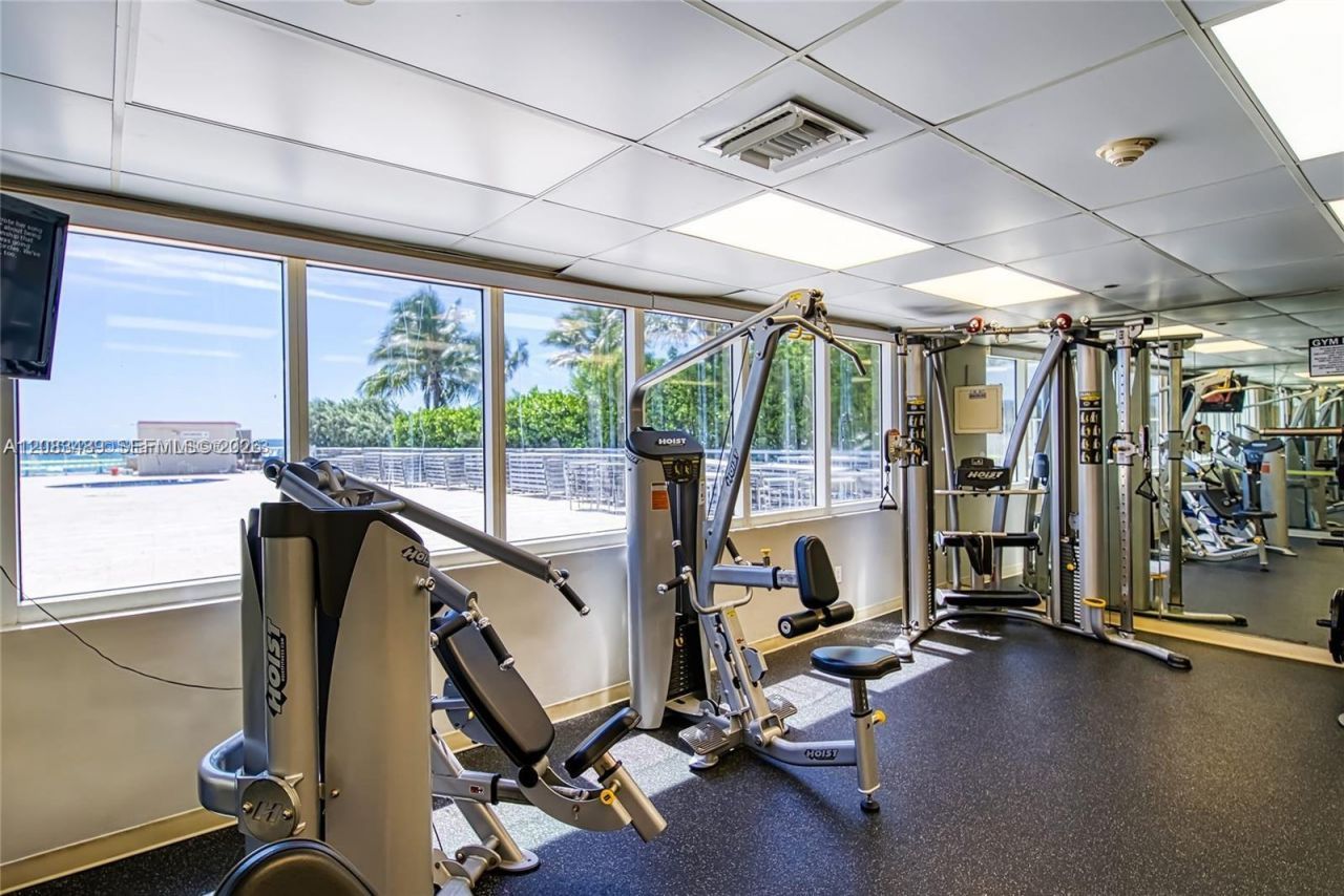 19201 Collins Ave , Unit 117, Sunny Isles Beach, FL 33160 Photo