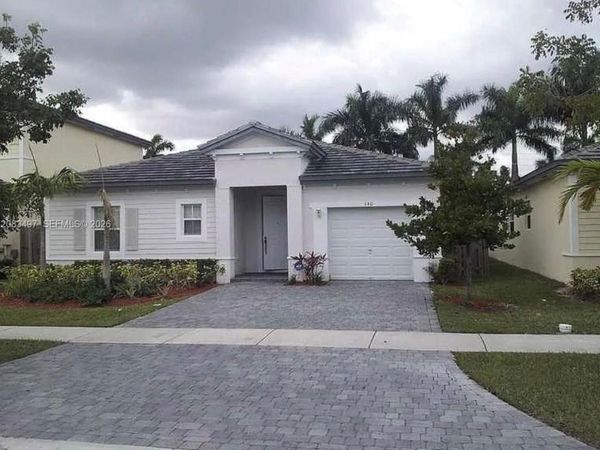 140 NE 28th Ter, Homestead, FL 33033