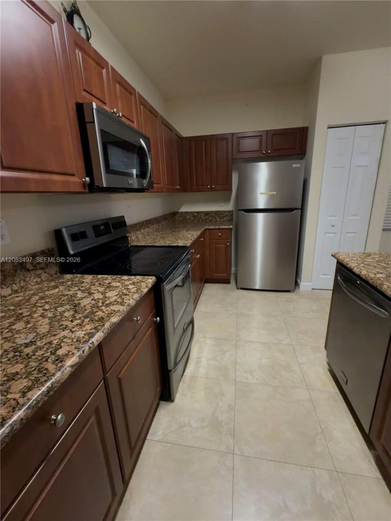 140 NE 28th Ter, Homestead, FL 33033 Photo