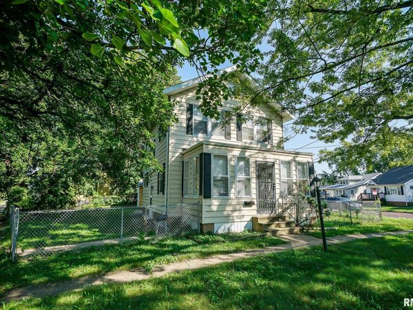 521 W LOUCKS Street, Peoria, IL 61604