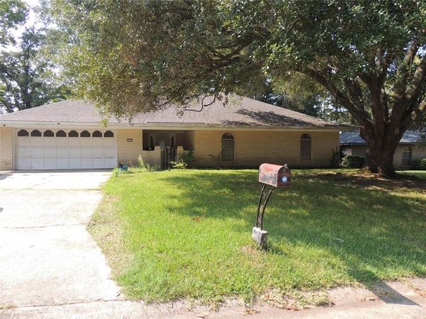 2029 S Kirkwood Drive, Shreveport, LA 71118
