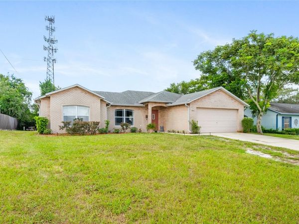 2086 S PARKTON DRIVE , DELTONA, FL 32725