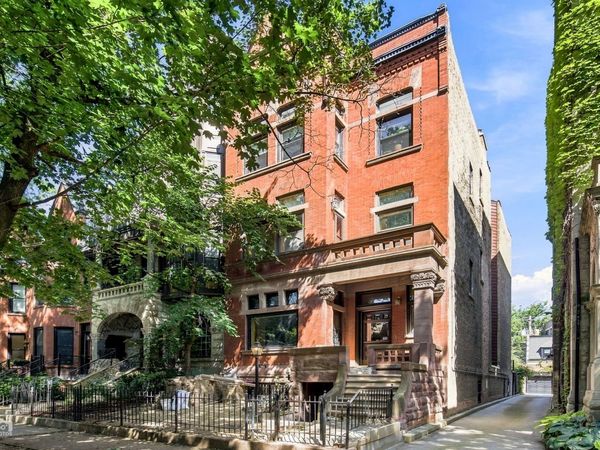 560 W Arlington Place, Unit G, Chicago, IL 60614