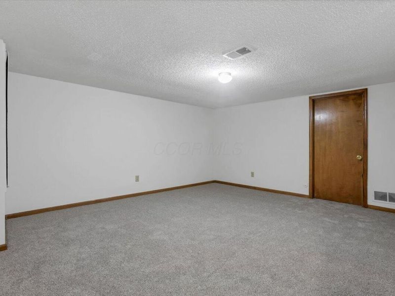 6871 Vally Down Road, Dublin, OH 43017 Photo 37
