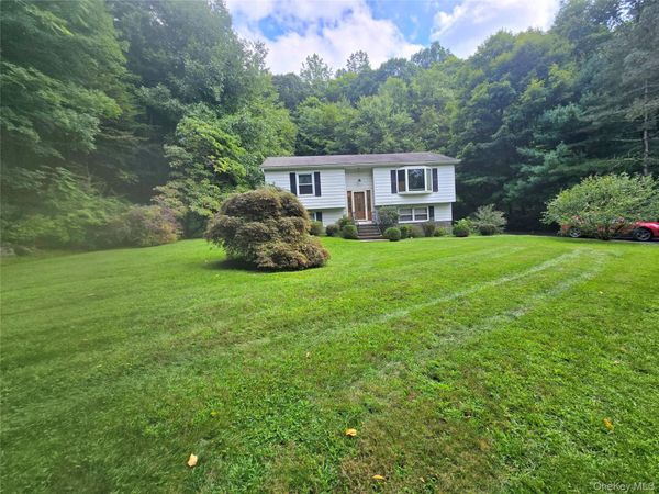 37 Boswell Road , Putnam Valley, NY 10579