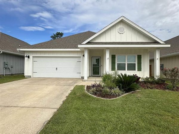 5752 Conley Ct, Pace, FL 32571
