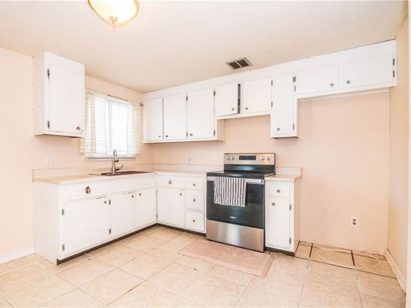 1714 Warrington Road NW, Massillon, OH 44646 Photo 6