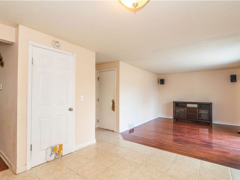 1714 Warrington Road NW, Massillon, OH 44646 Photo 9