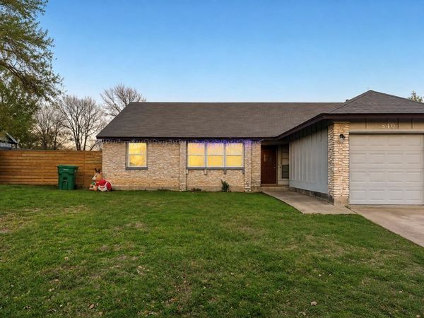 838 N Monroe ST, Unit 840, La Grange, TX 78945