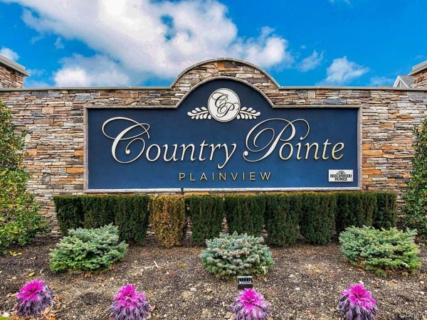 38204 Winterberry Drive, Plainview, NY 11803
