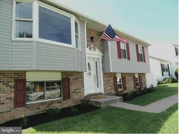 457 MARY KAY COURT , LINTHICUM HEIGHTS, MD 21090