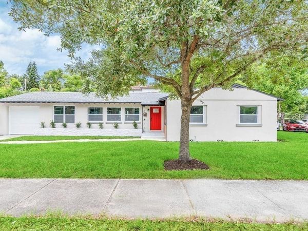 101 S LAKEMONT AVENUE , WINTER PARK, FL 32792