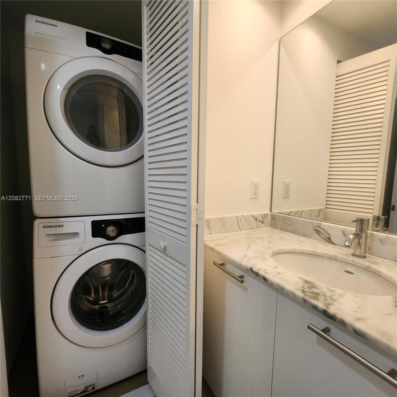 951 Brickell Ave , Unit 2510, Miami, FL 33131 Photo