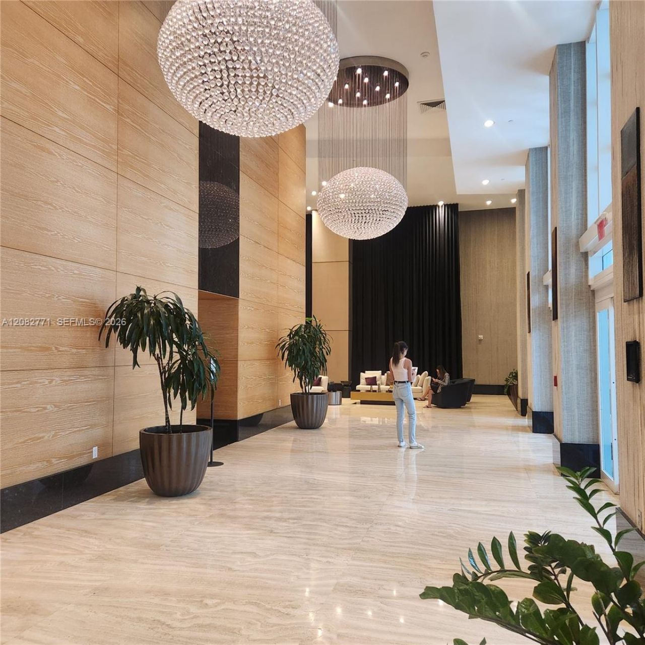 951 Brickell Ave , Unit 2510, Miami, FL 33131 Photo