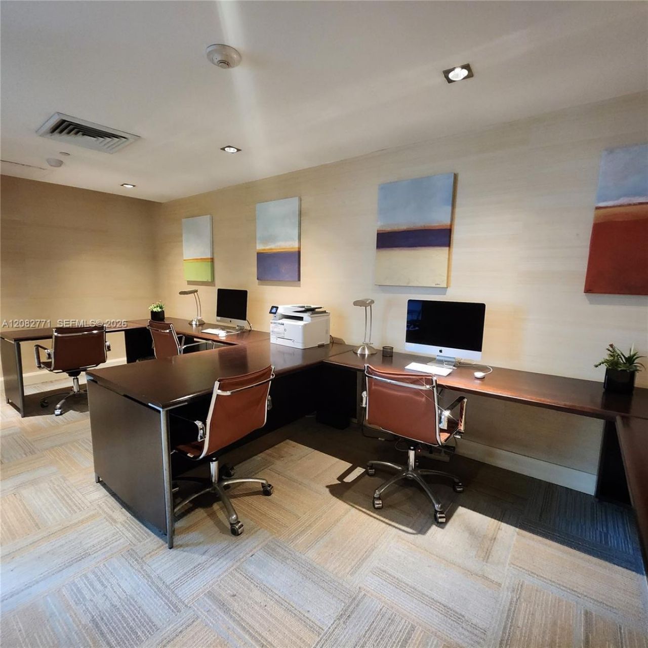 951 Brickell Ave , Unit 2510, Miami, FL 33131 Photo