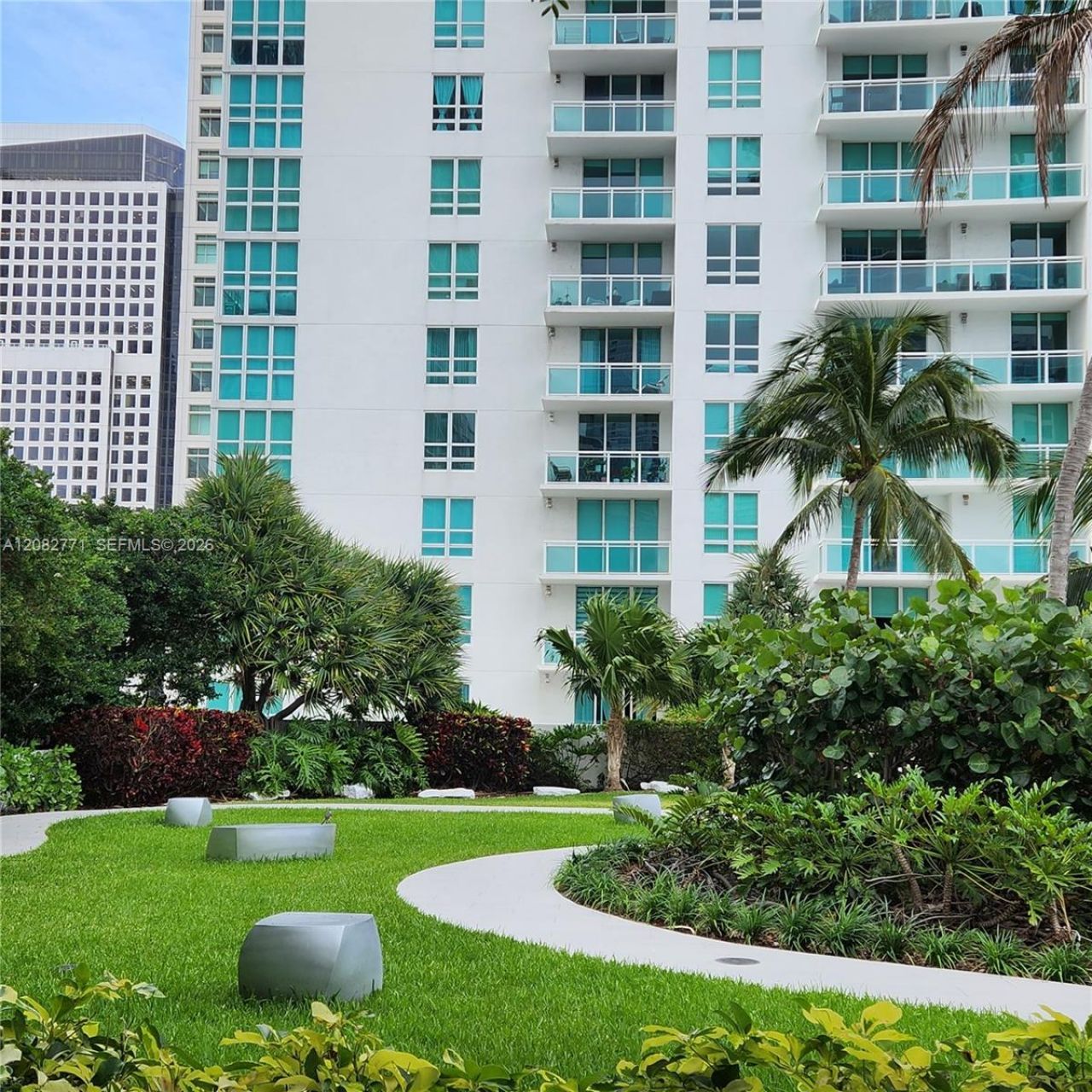 951 Brickell Ave , Unit 2510, Miami, FL 33131 Photo