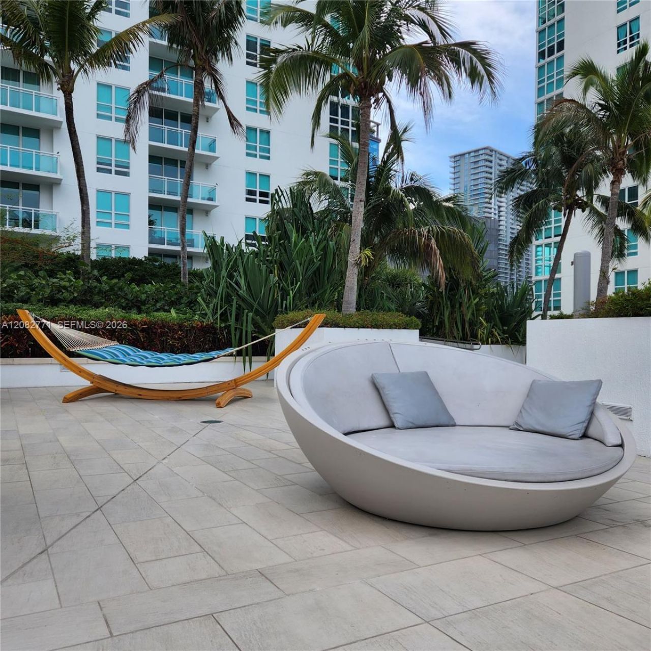 951 Brickell Ave , Unit 2510, Miami, FL 33131 Photo