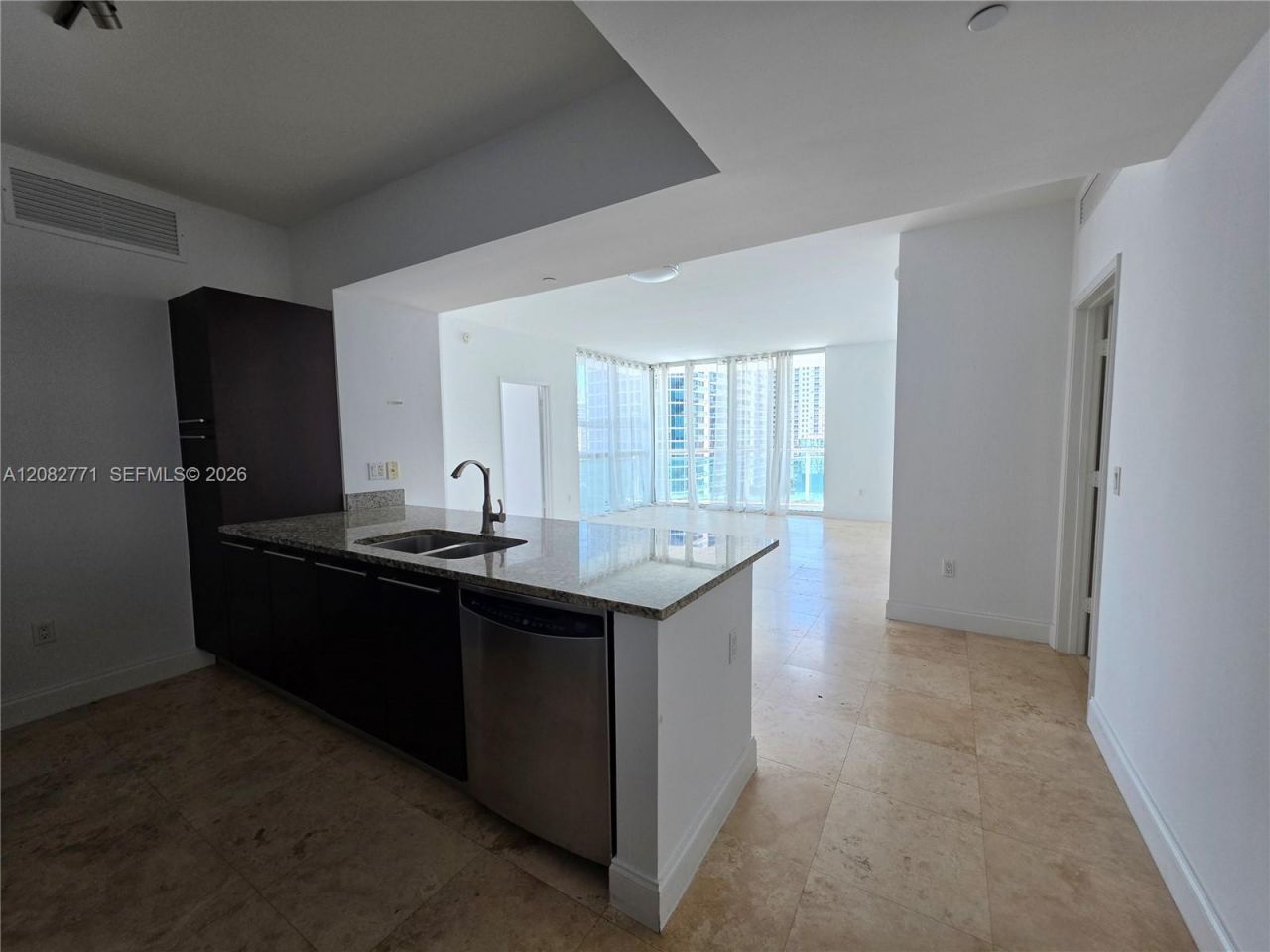 951 Brickell Ave , Unit 2510, Miami, FL 33131 Photo