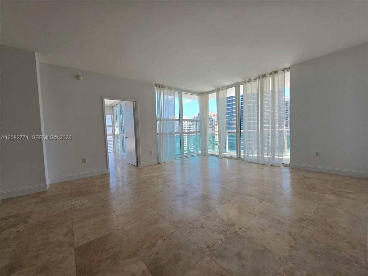 951 Brickell Ave , Unit 2510, Miami, FL 33131 Photo