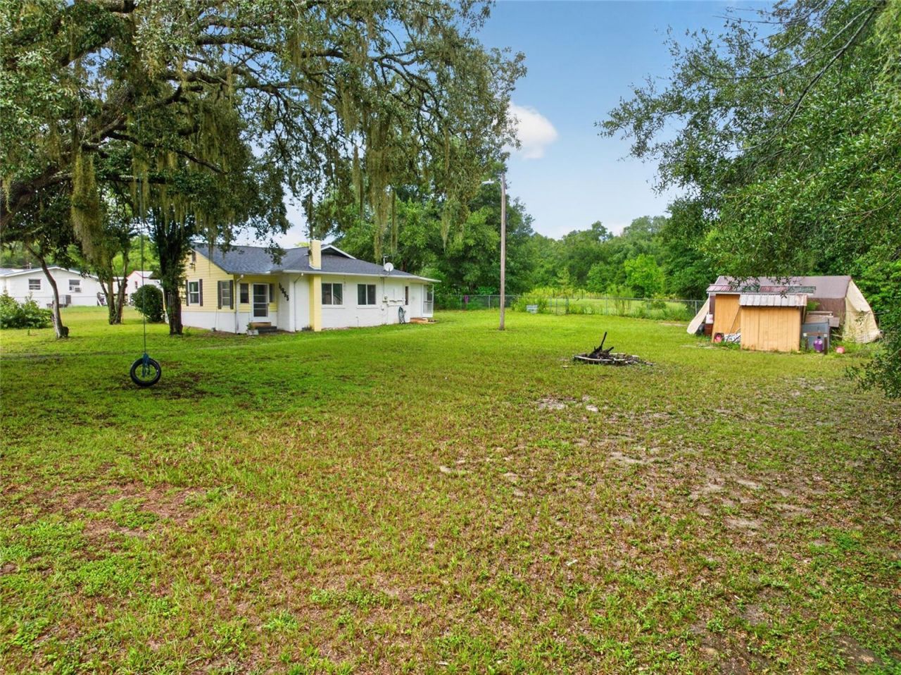 11855 SE 141st Terrace , Ocklawaha, FL 32179 Photo
