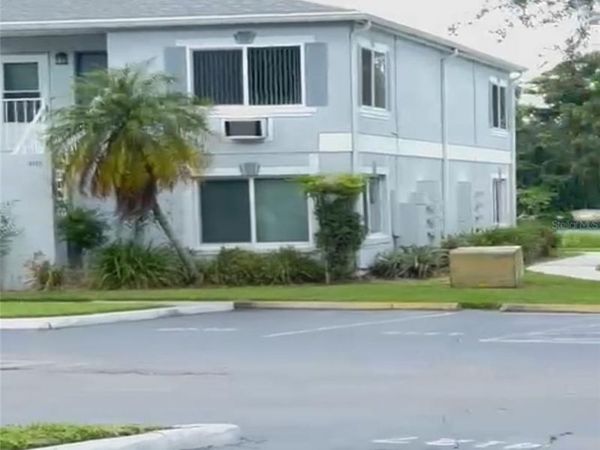 4127 DOLPHIN DRIVE , Unit 4127, TAMPA, FL 33617