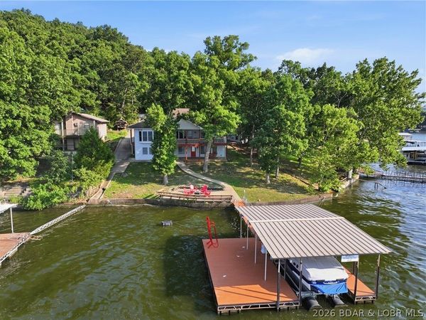 709 Swaying Oak Drive, Roach, MO 65787