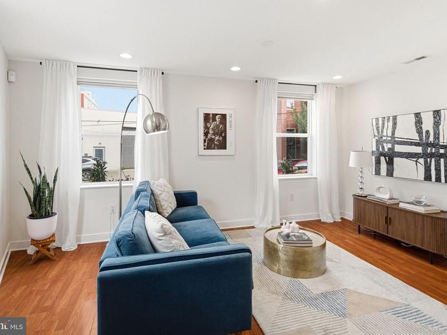2015 Martha Street, Philadelphia, PA 19125 Main Photo